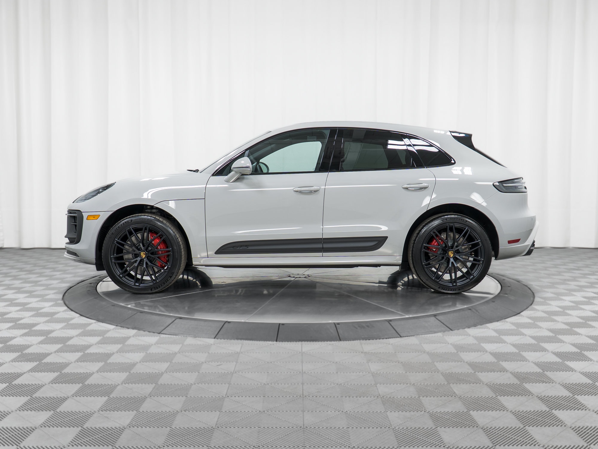 porsche macan 2026 WP1AF2A5XTLB60901 image porsche macan 2026 WP1AF2A5XTLB60901 image