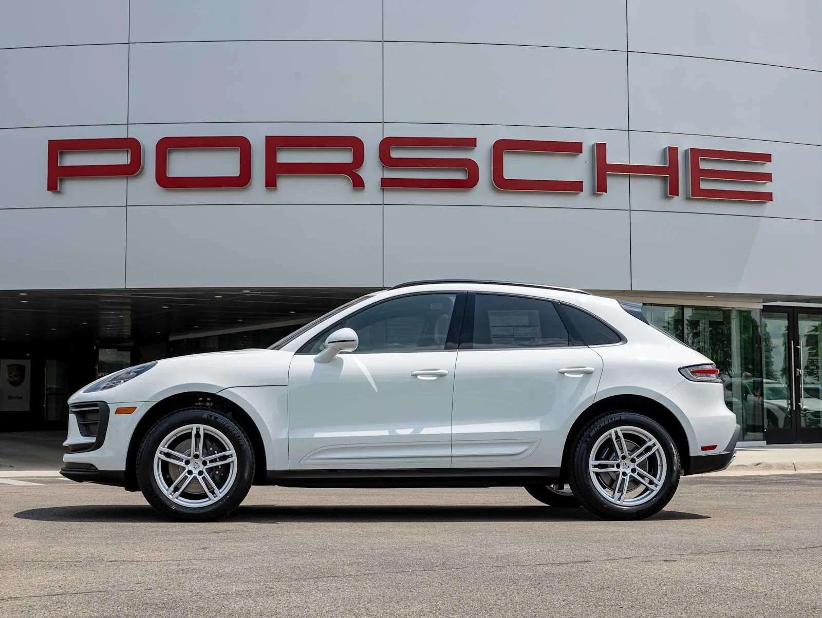 porsche macan 2026 WP1AA2A52TLB17670 image porsche macan 2026 WP1AA2A52TLB17670 image