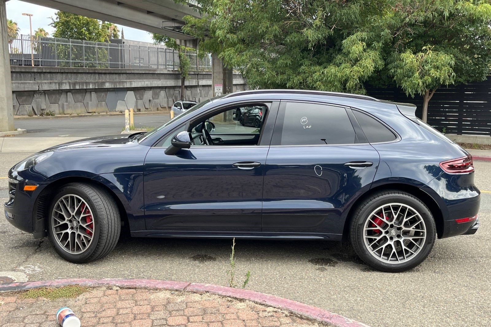 porsche macan 2017 WP1AG2A51HLB51766 image porsche macan 2017 WP1AG2A51HLB51766 image
