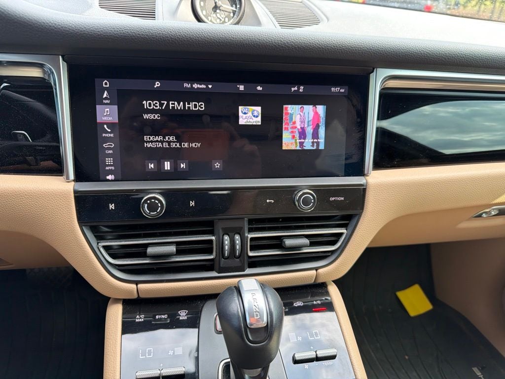 porsche macan 2024 WP1AA2A58RLB02924 image