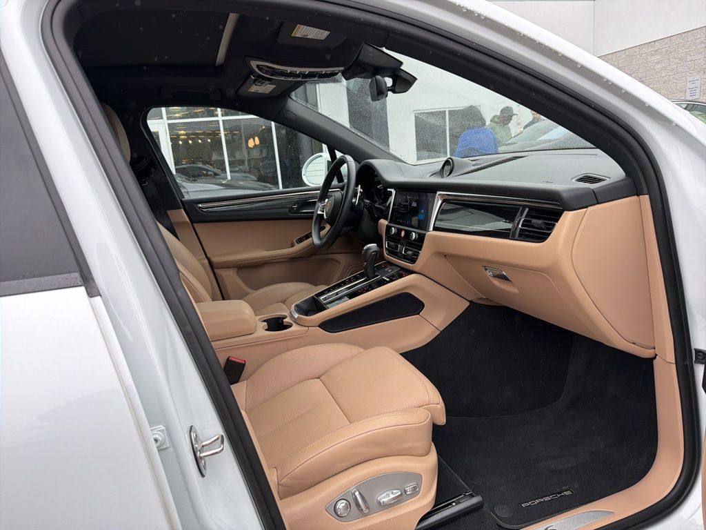 porsche macan 2024 WP1AG2A56RLB35645 image porsche macan 2024 WP1AG2A56RLB35645 image