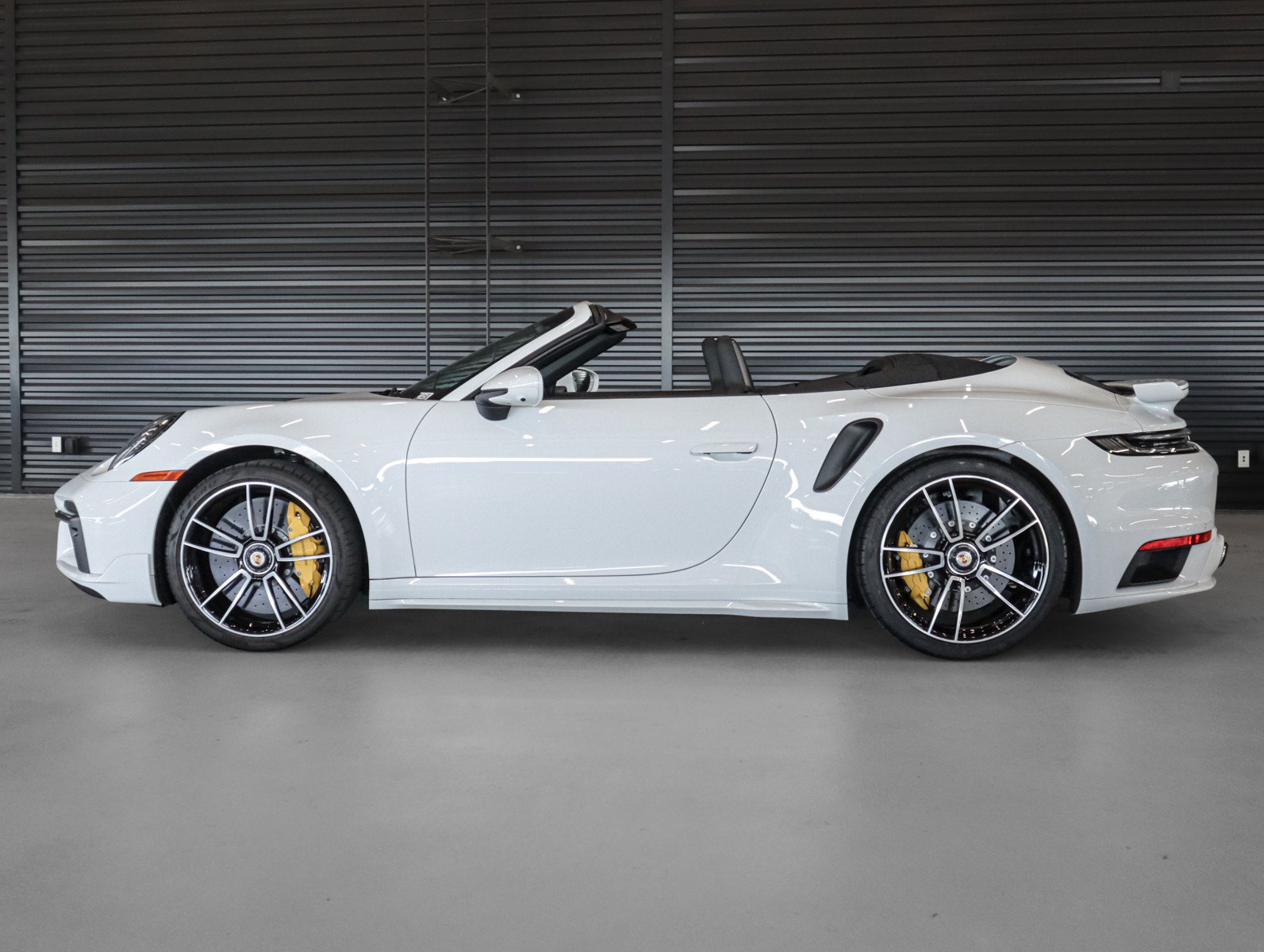 porsche 911 2023 WP0CD2A91PS263137 image porsche 911 2023 WP0CD2A91PS263137 image