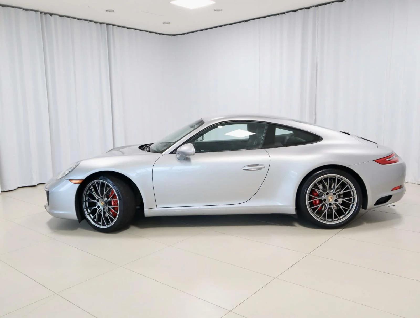 porsche 911 2018 WP0AB2A99JS123454 image porsche 911 2018 WP0AB2A99JS123454 image
