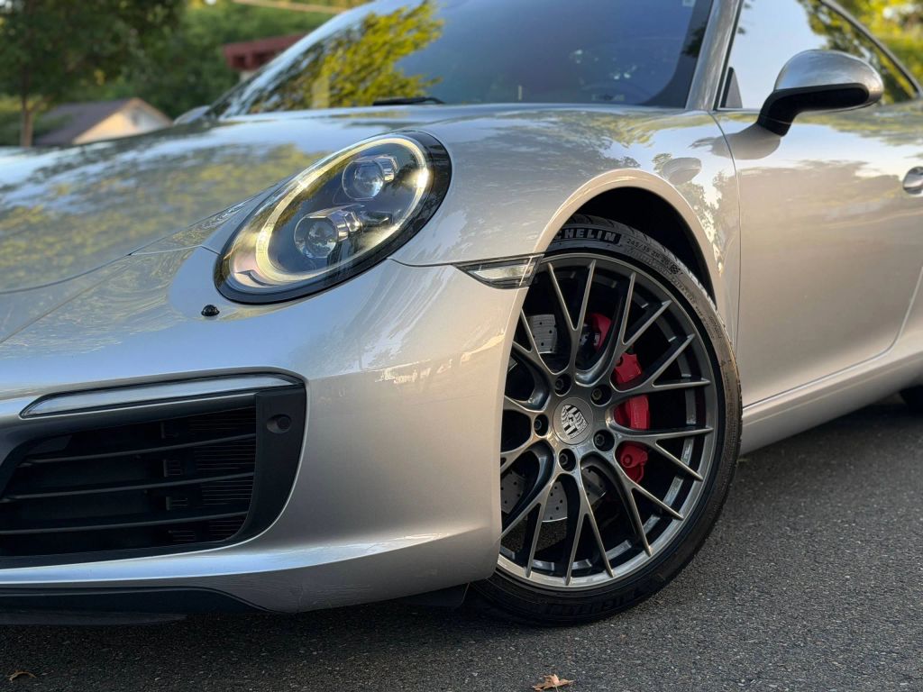 porsche 911 2017 WP0AB2A97HS123236 image porsche 911 2017 WP0AB2A97HS123236 image