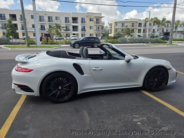 porsche 911 2017 WP0CD2A97HS178093 image porsche 911 2017 WP0CD2A97HS178093 image