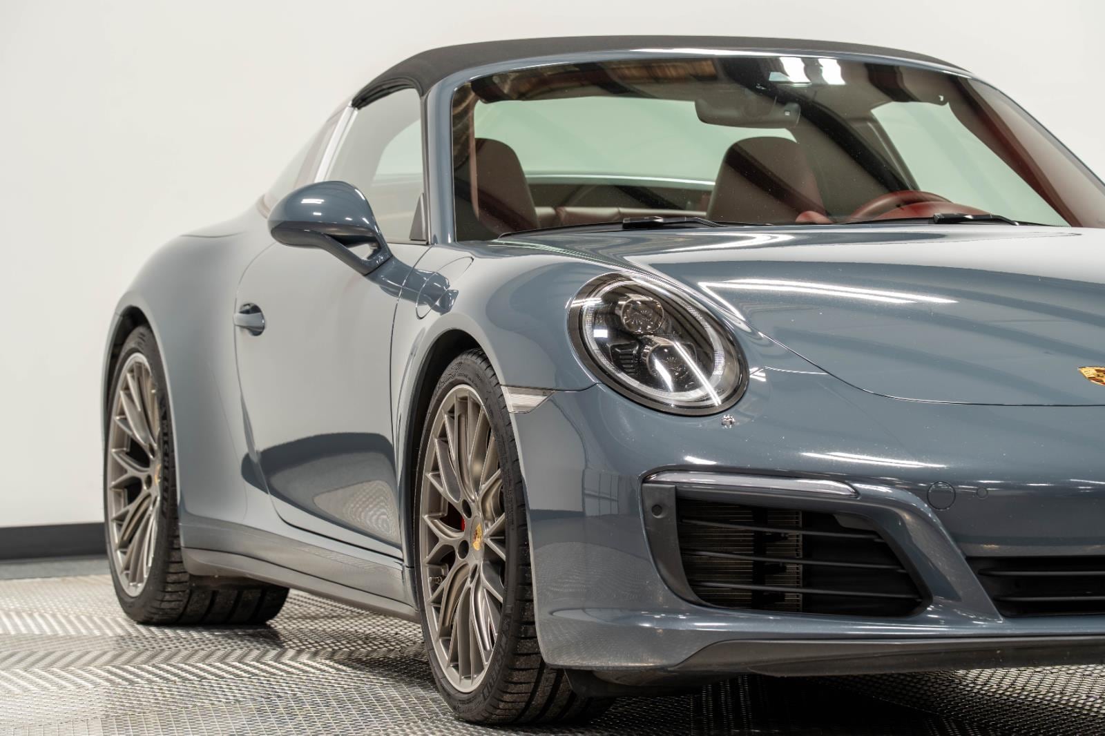 porsche 911 2017 WP0BB2A95HS136572 image porsche 911 2017 WP0BB2A95HS136572 image