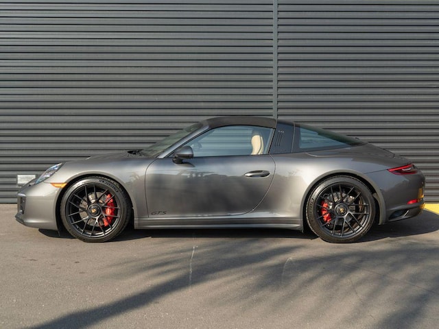 porsche 911 2017 WP0BB2A9XHS137135 image porsche 911 2017 WP0BB2A9XHS137135 image