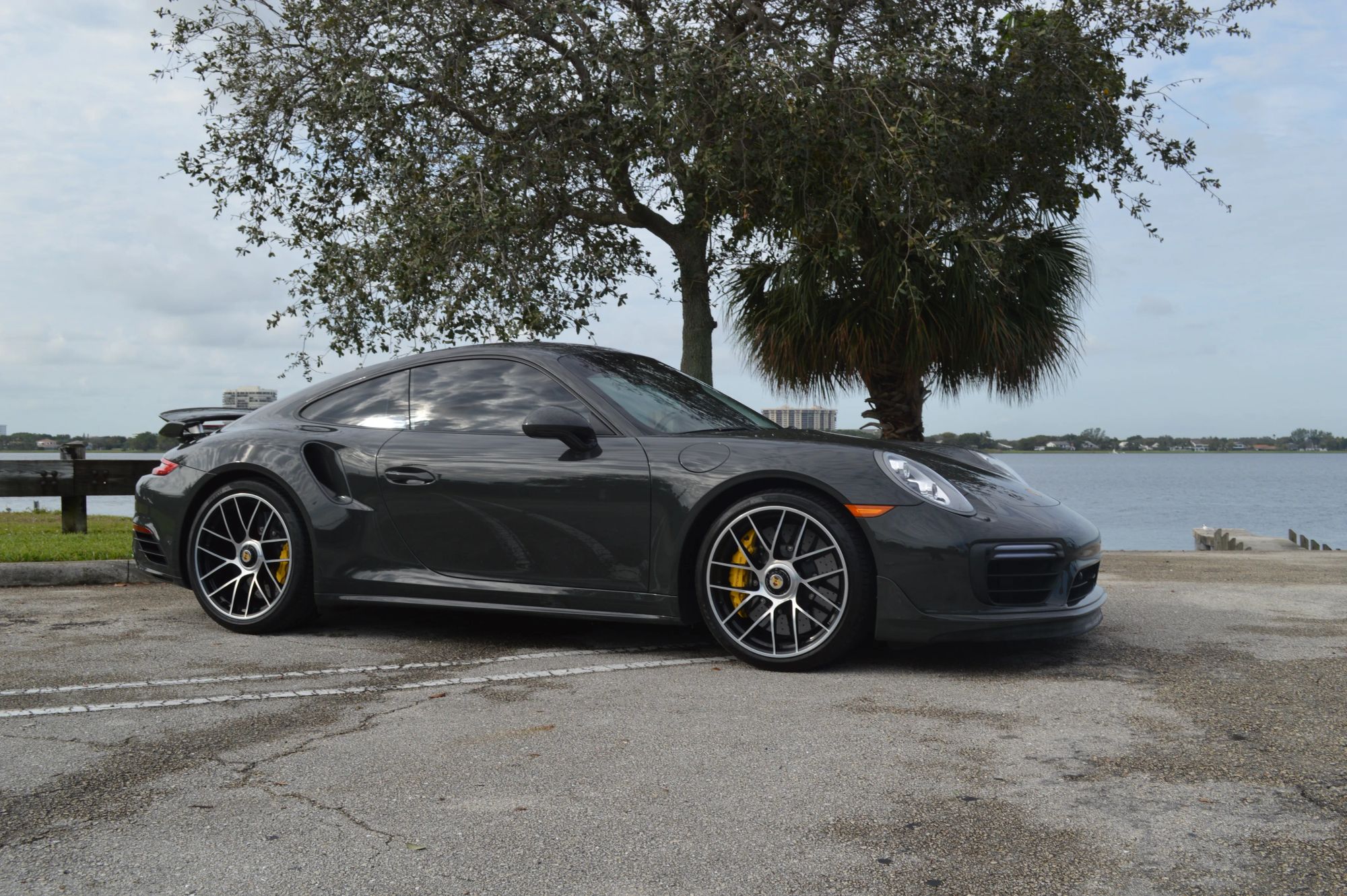porsche 911 2017 WP0AD2A96HS166914 image porsche 911 2017 WP0AD2A96HS166914 image