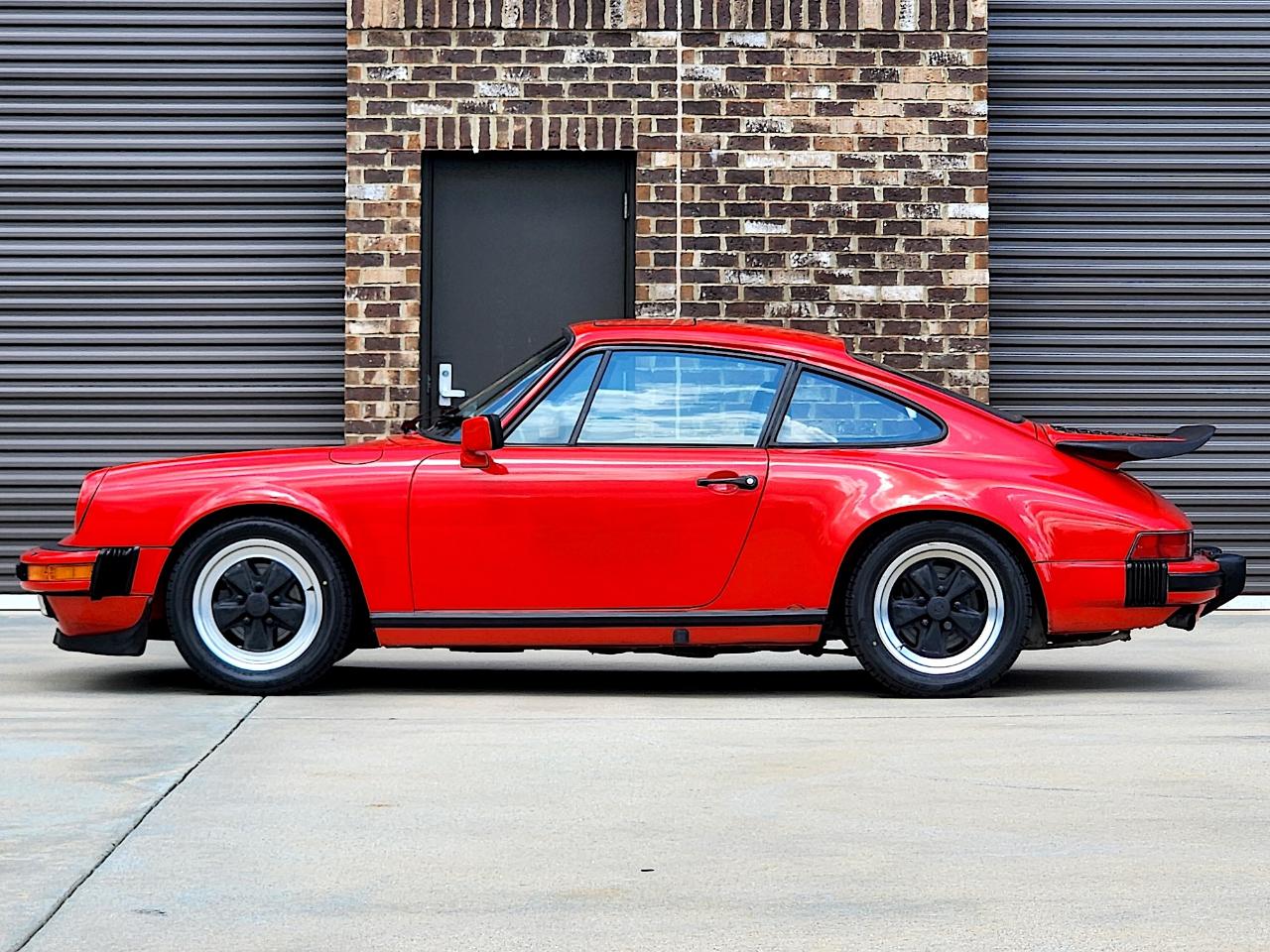 porsche 911 1984 WP0AB0916ES120200 image porsche 911 1984 WP0AB0916ES120200 image