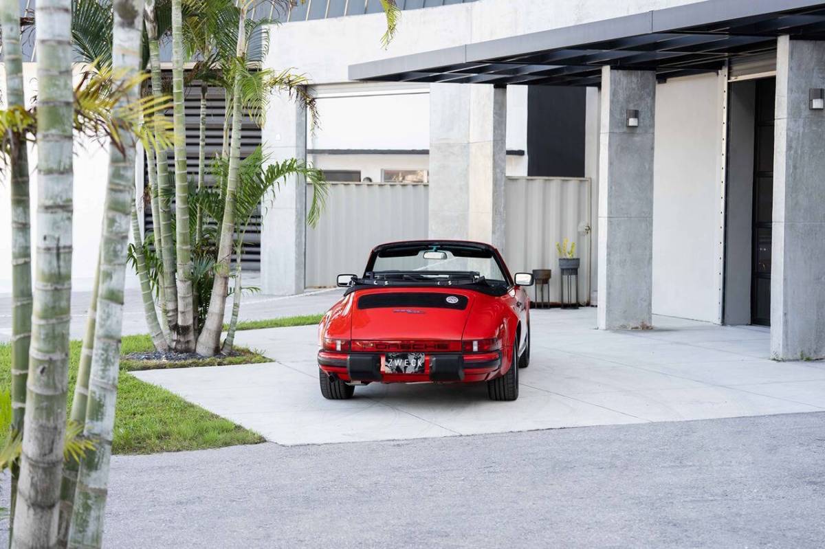 porsche 911 1983 WP0EA0910DS171212 image porsche 911 1983 WP0EA0910DS171212 image