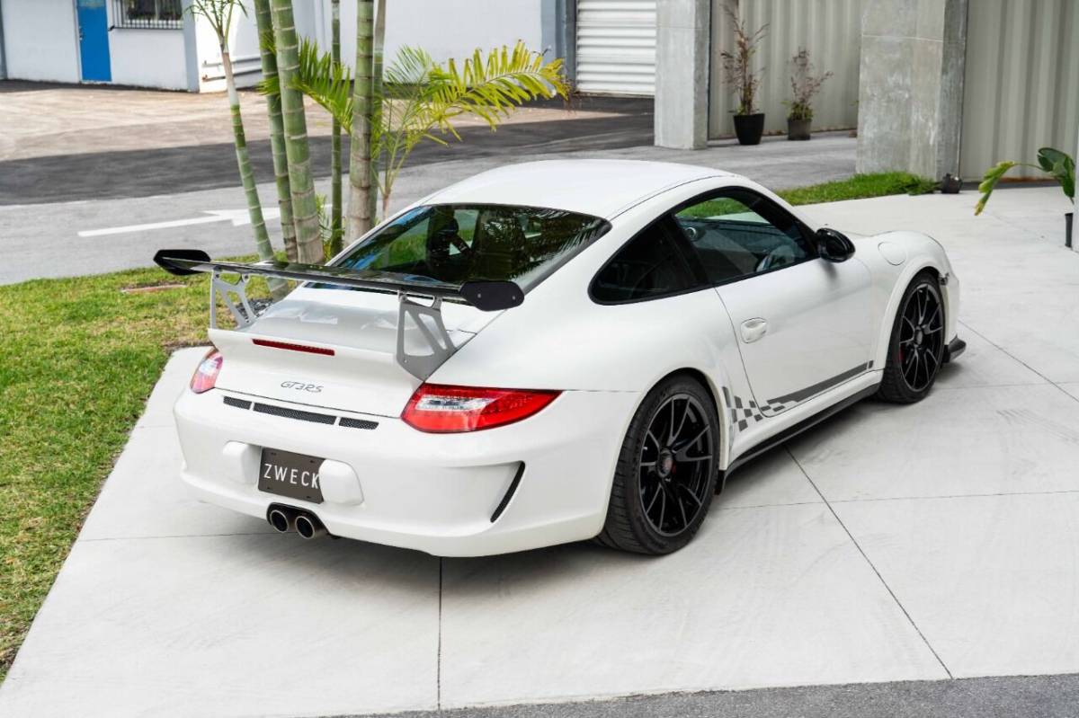 porsche 911 2011 WP0AC2A92BS783477 image porsche 911 2011 WP0AC2A92BS783477 image