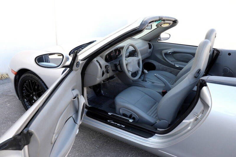 porsche 911 2000 WP0CA2991YS653945 image porsche 911 2000 WP0CA2991YS653945 image