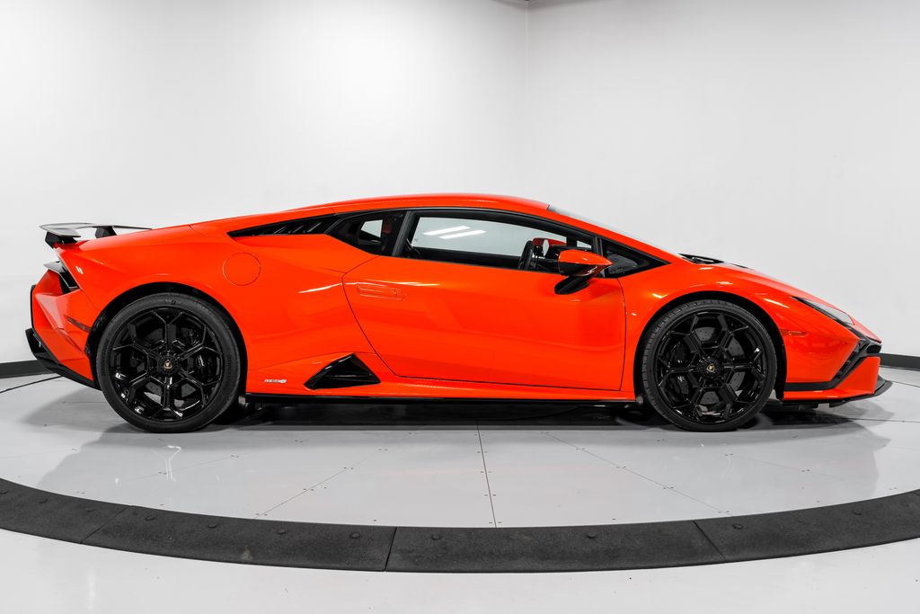 lamborghini huracan 2023 ZHWUB6ZF3PLA22728 image lamborghini huracan 2023 ZHWUB6ZF3PLA22728 image