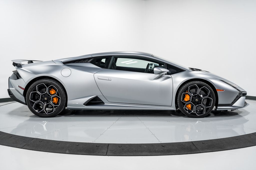 lamborghini huracan 2023 ZHWUB6ZF2PLA22929 image lamborghini huracan 2023 ZHWUB6ZF2PLA22929 image