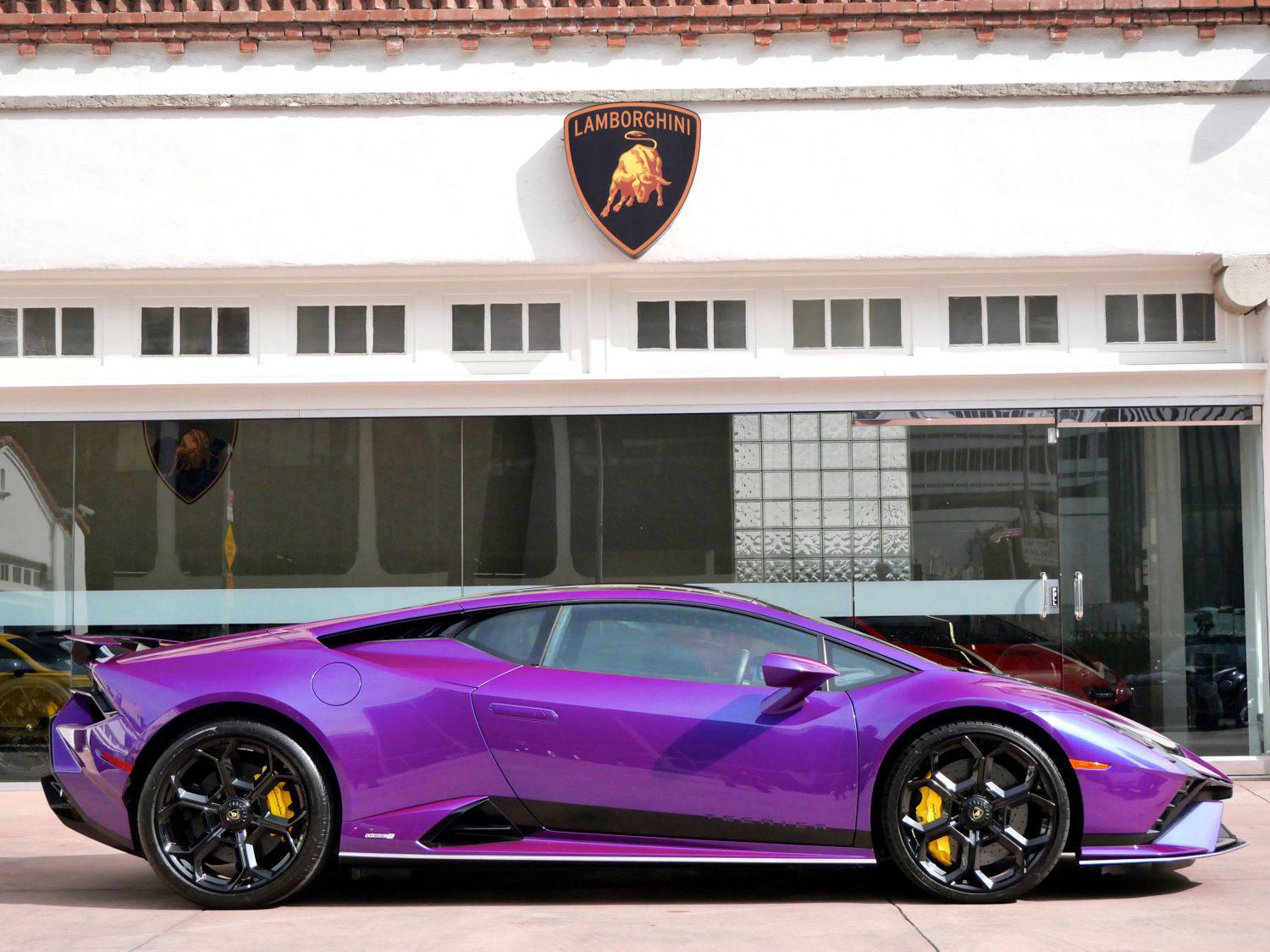 lamborghini huracan 2023 ZHWUB6ZF8PLA22417 image lamborghini huracan 2023 ZHWUB6ZF8PLA22417 image