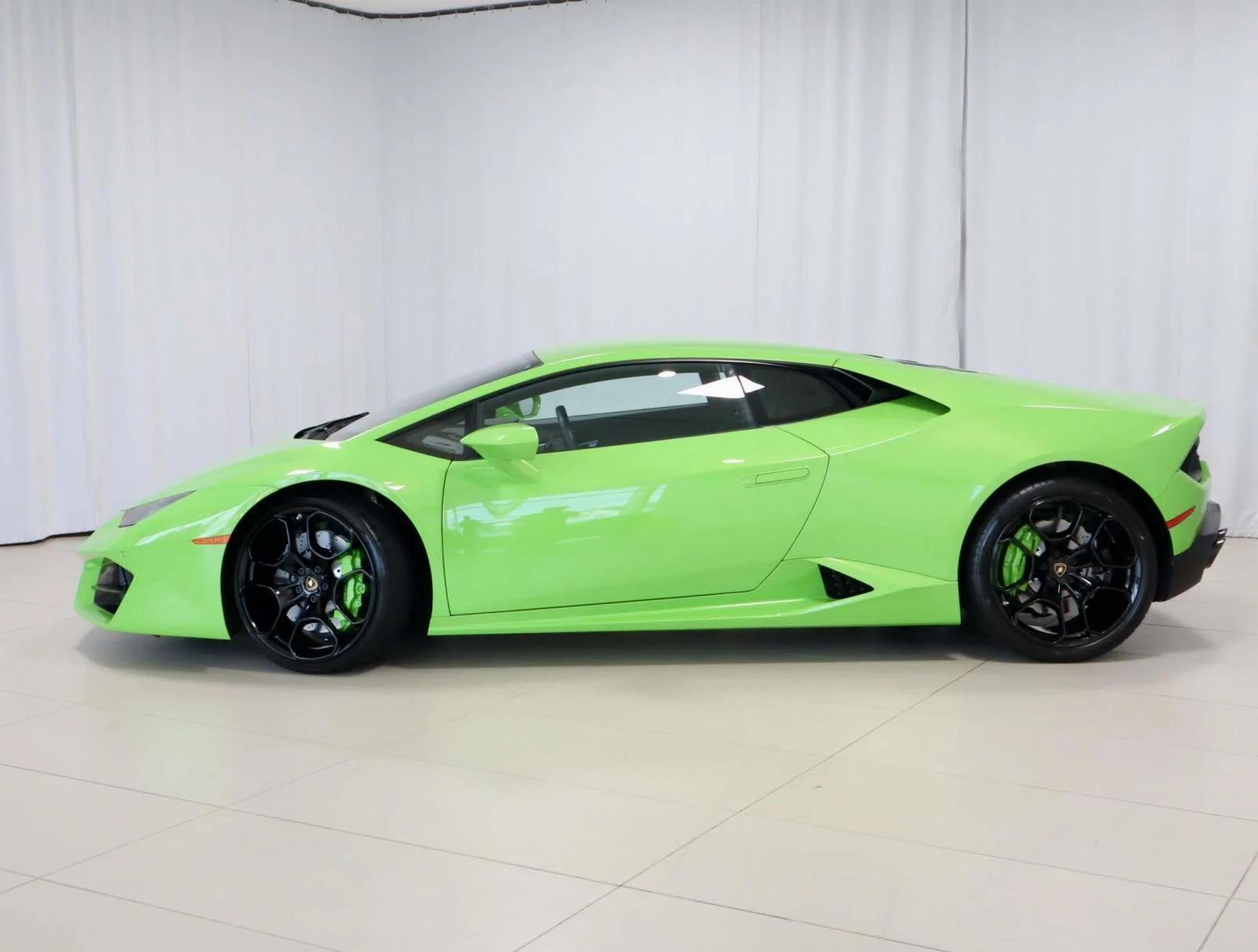 lamborghini huracan 2018 ZHWUC2ZFXJLA10377 image lamborghini huracan 2018 ZHWUC2ZFXJLA10377 image