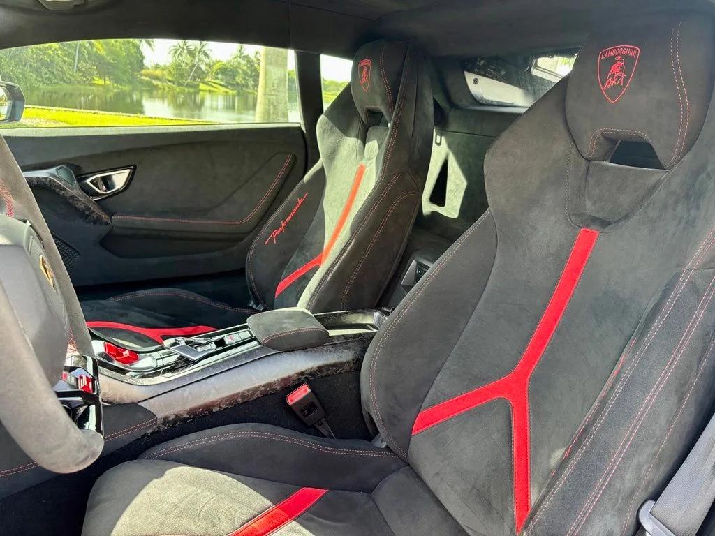 lamborghini huracan 2018 ZHWUD4ZF3JLA08897 image lamborghini huracan 2018 ZHWUD4ZF3JLA08897 image