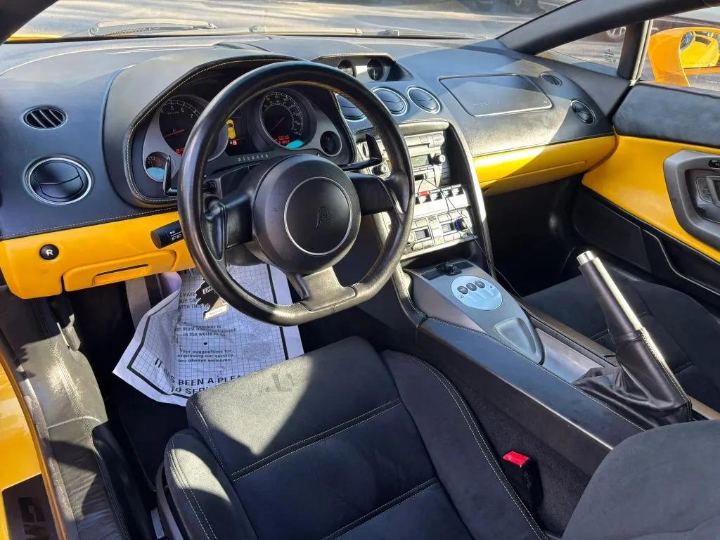 lamborghini gallardo 2004 ZHWGU11S84LA01131 image lamborghini gallardo 2004 ZHWGU11S84LA01131 image