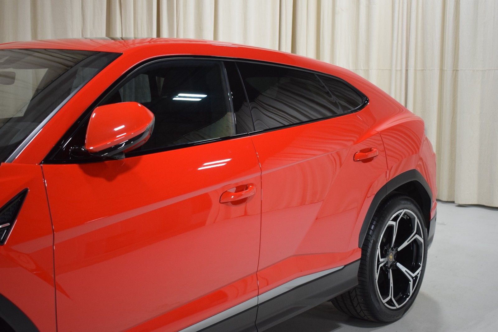 lamborghini urus 2019 ZPBUA1ZL6KLA02427 image lamborghini urus 2019 ZPBUA1ZL6KLA02427 image