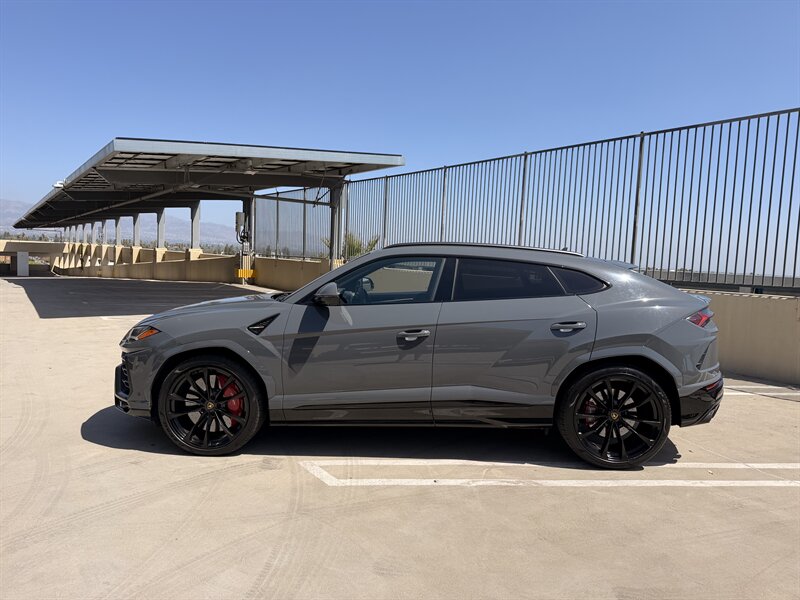 lamborghini urus 2021 ZPBUA1ZL6MLA12717 image lamborghini urus 2021 ZPBUA1ZL6MLA12717 image