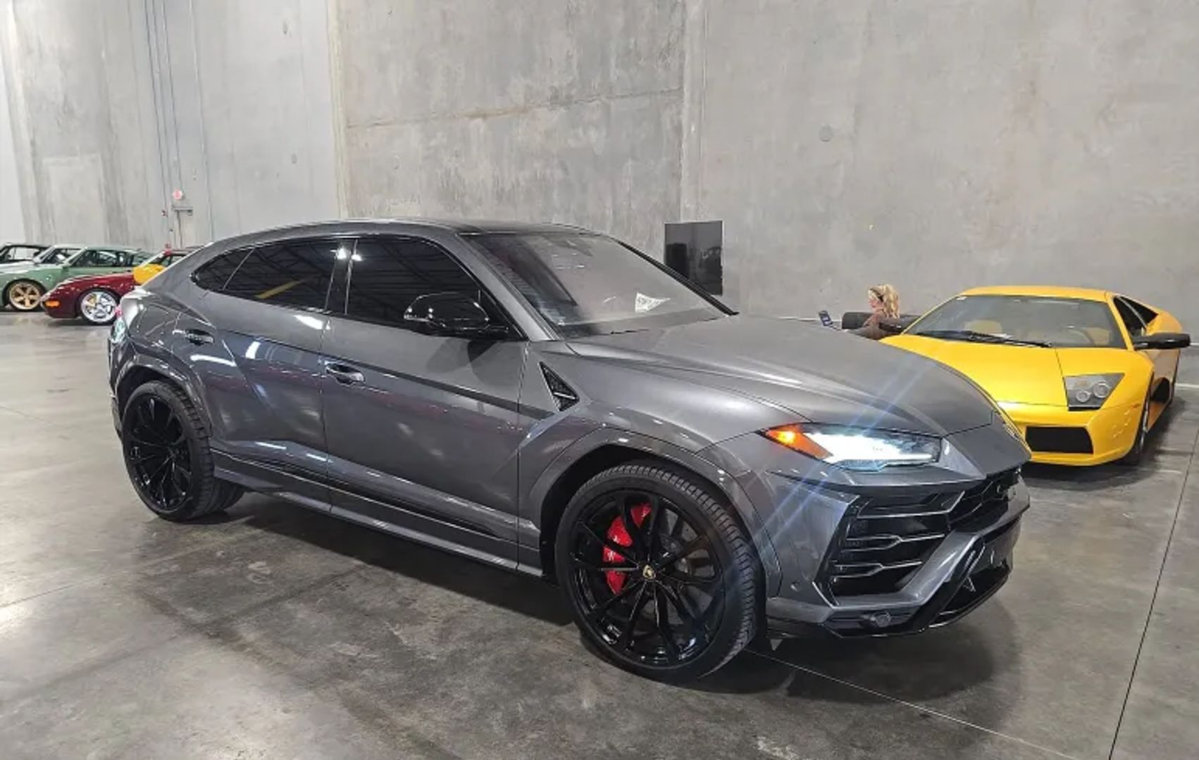 lamborghini urus 2020 ZPBUA1ZL0LLA06975 image lamborghini urus 2020 ZPBUA1ZL0LLA06975 image