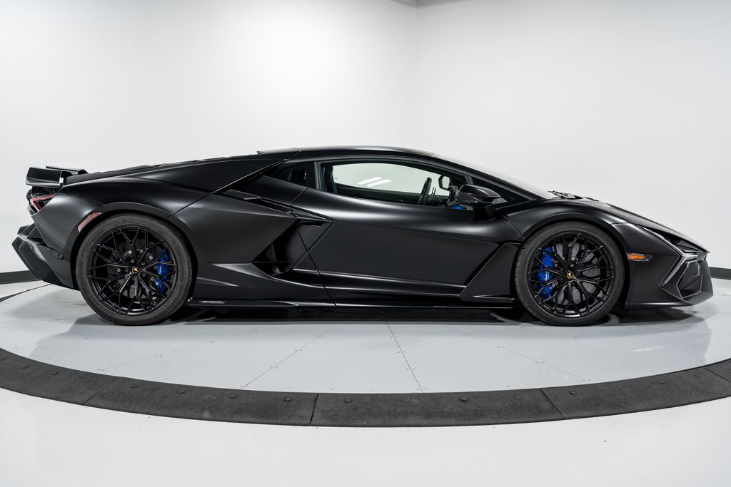 lamborghini revuelto 2025 ZHWUC1ZM6SLA02366 image lamborghini revuelto 2025 ZHWUC1ZM6SLA02366 image