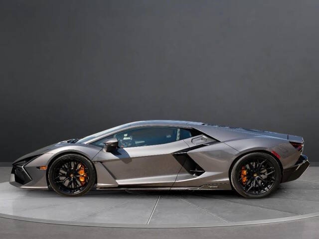 lamborghini revuelto 2025 ZHWUC1ZM7SLA02974 image lamborghini revuelto 2025 ZHWUC1ZM7SLA02974 image