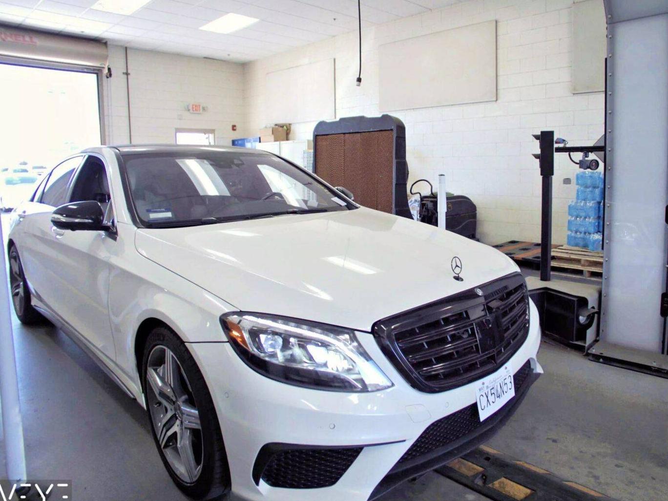 MERCEDES-BENZ S-CLASS 2015 WDDUG7JB3FA071224 image