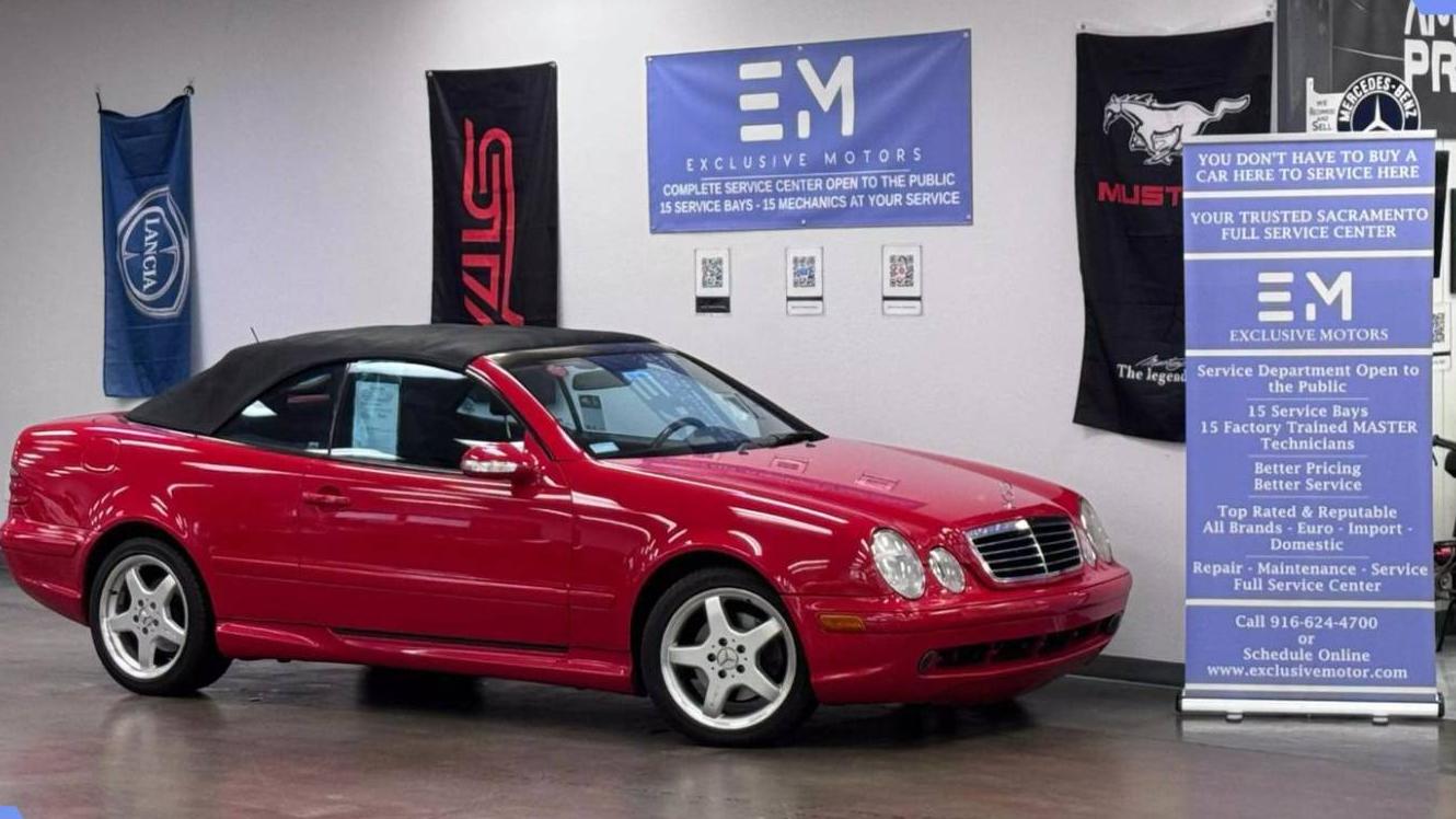 MERCEDES-BENZ CLK-CLASS 2002 WDBLK70G92T128007 image