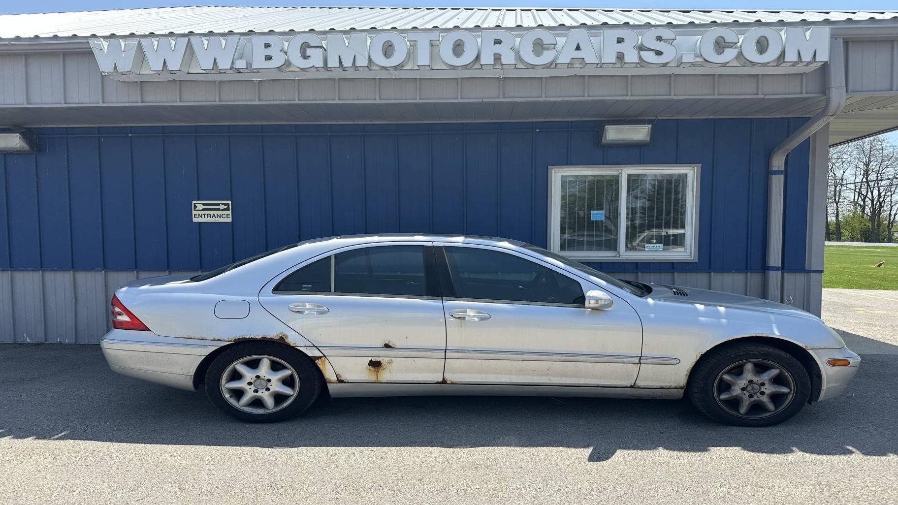 MERCEDES-BENZ C-CLASS 2001 WDBRF61J11F105451 image
