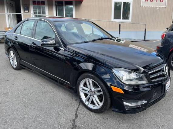 MERCEDES-BENZ C-CLASS 2014 WDDGF4HB3EA945803 image MERCEDES-BENZ C-CLASS 2014 WDDGF4HB3EA945803 image