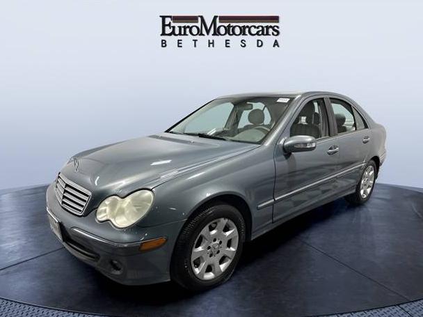 MERCEDES-BENZ C-CLASS 2005 WDBRF81JX5F658388 image