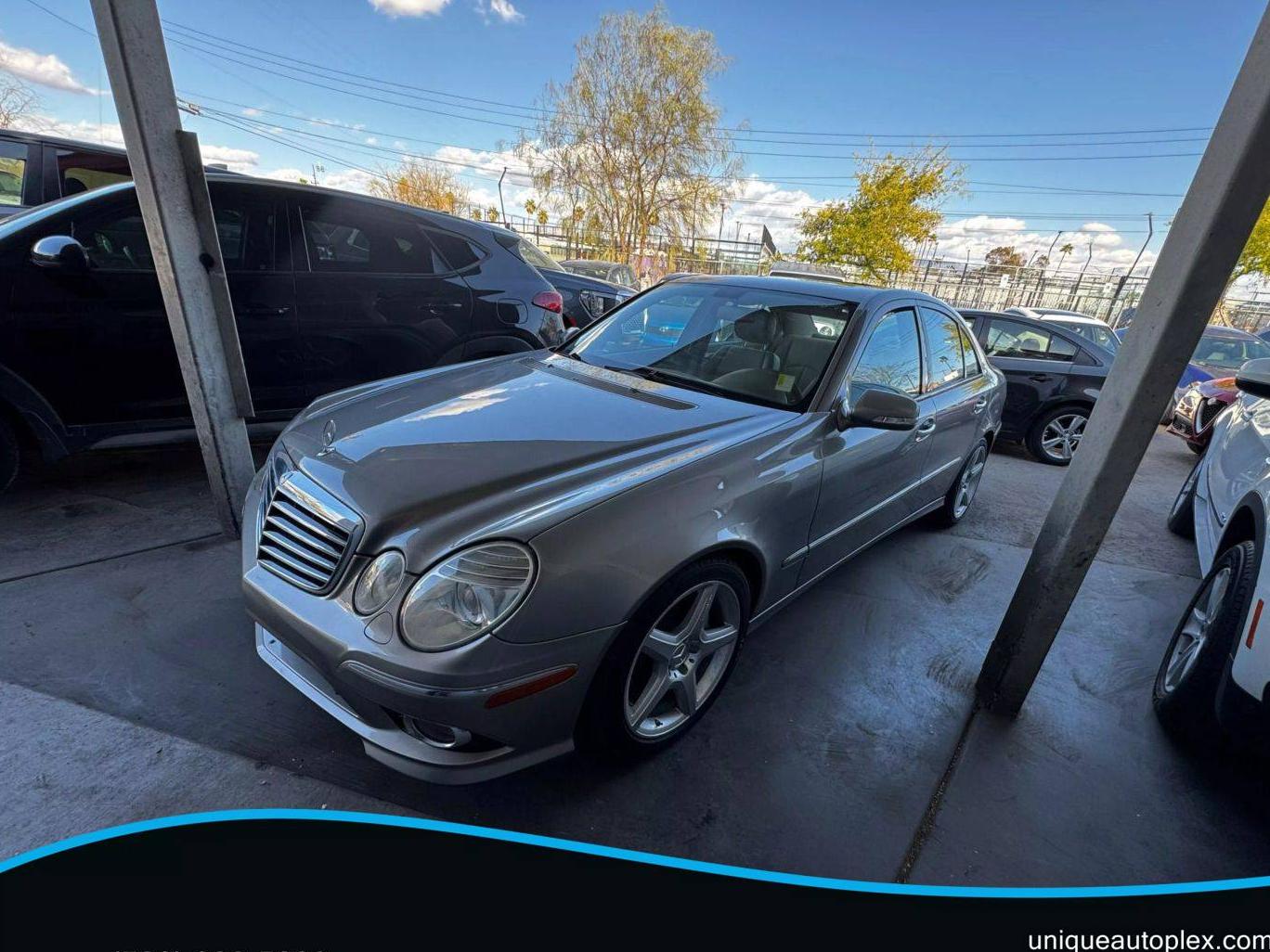 MERCEDES-BENZ E-CLASS 2009 WDBUF56X89B428559 image