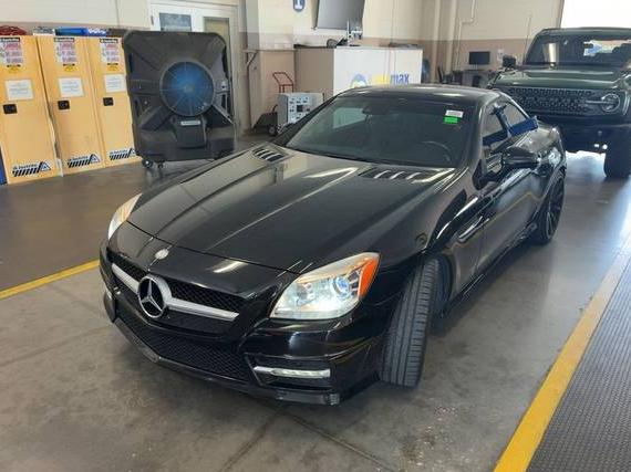 MERCEDES-BENZ SLK-CLASS 2016 WDDPK5HA3GF116051 image