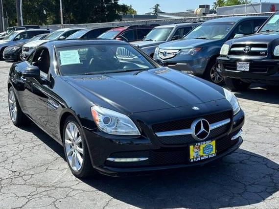 MERCEDES-BENZ SLK-CLASS 2016 WDDPK3JA2GF123345 image