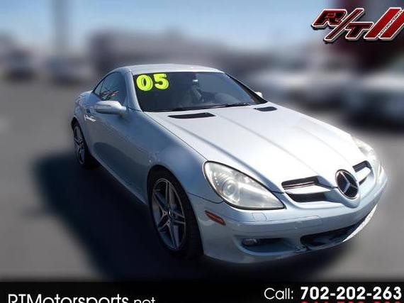 MERCEDES-BENZ SLK-CLASS 2005 WDBWK56F55F039585 image