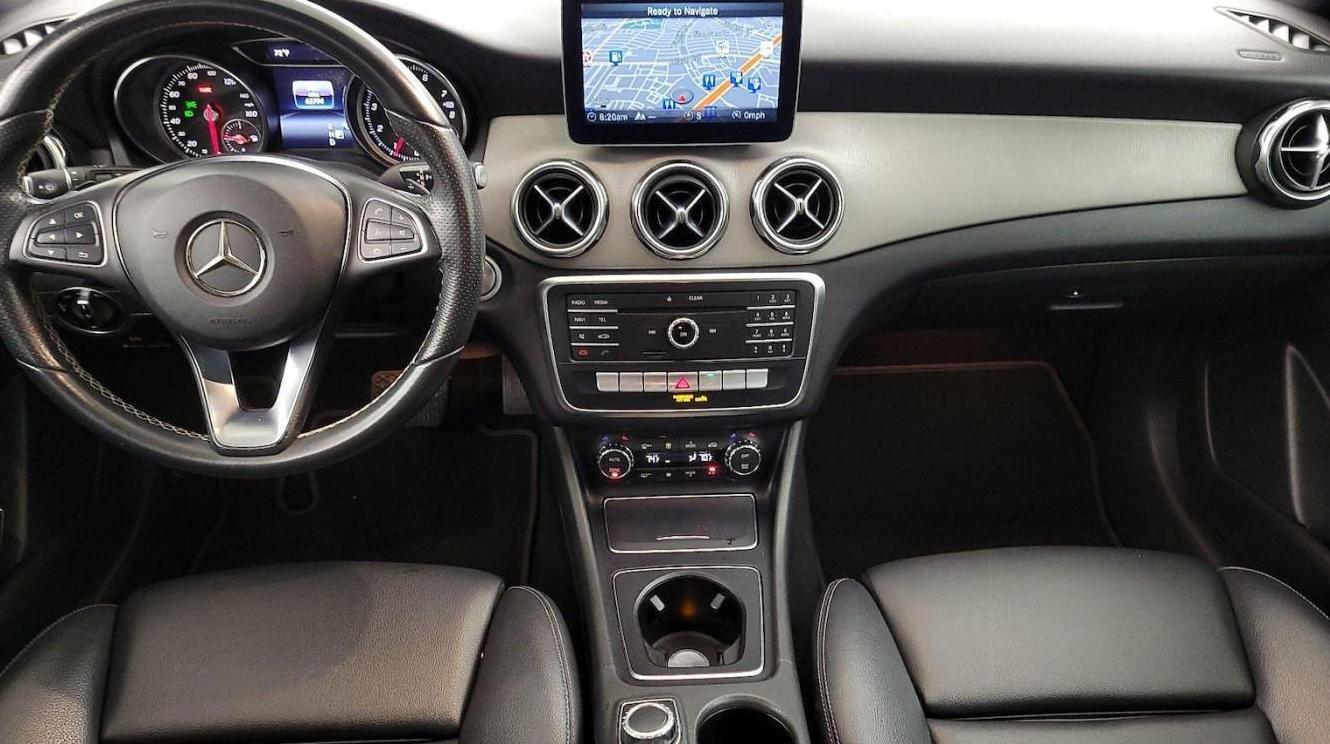 MERCEDES-BENZ GLA-CLASS 2018 WDCTG4EB0JJ416596 image