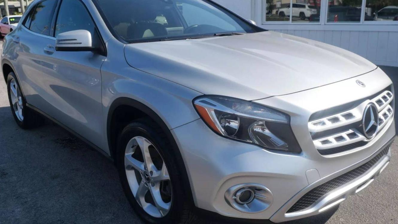 MERCEDES-BENZ GLA-CLASS 2018 WDCTG4EB0JJ396303 image