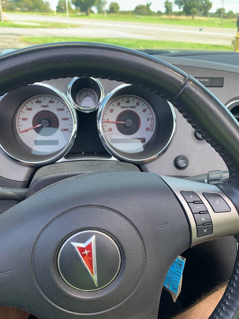 pontiac solstice 2006 1G2MB33B86Y101232 image pontiac solstice 2006 1G2MB33B86Y101232 image