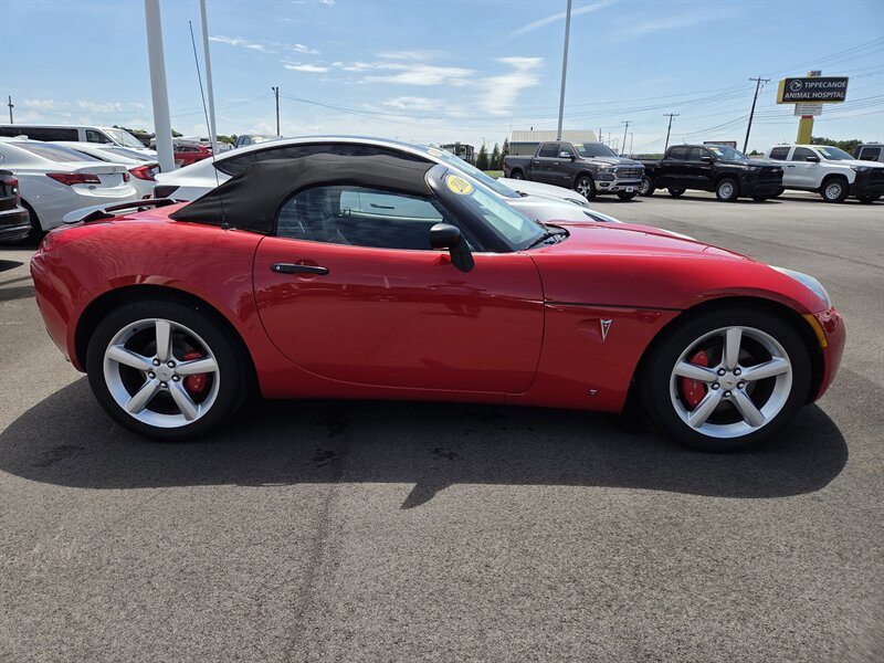 pontiac solstice 2006 1G2MB33B26Y111349 image pontiac solstice 2006 1G2MB33B26Y111349 image