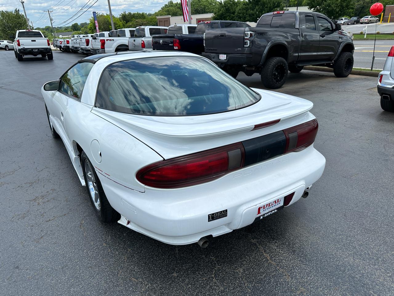 pontiac firebird 1997 2G2FS22K4V2200050 image pontiac firebird 1997 2G2FS22K4V2200050 image