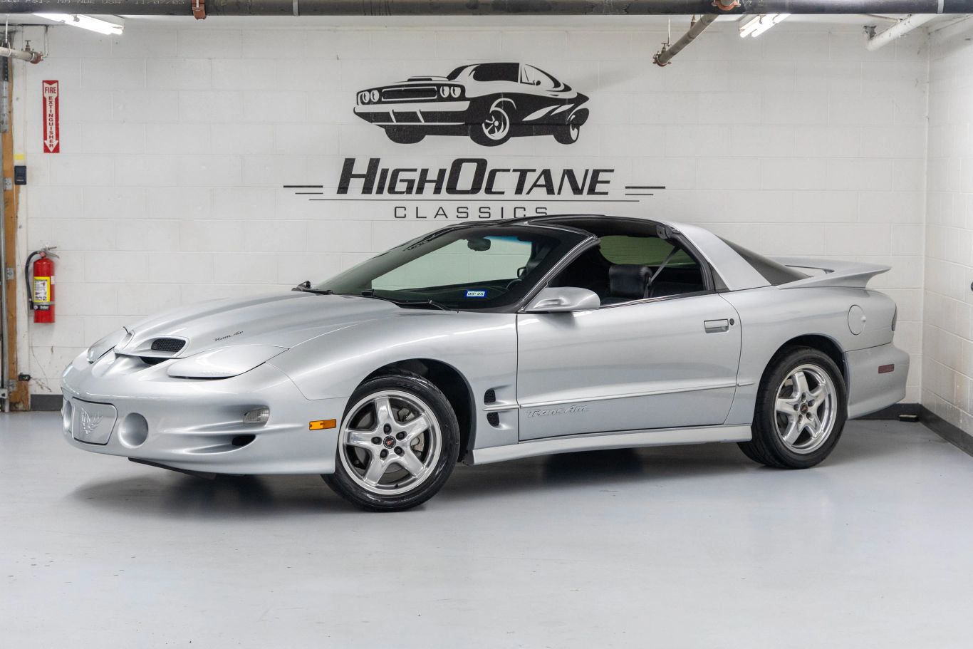 pontiac firebird 2002 2G2FV22G922153483 image pontiac firebird 2002 2G2FV22G922153483 image