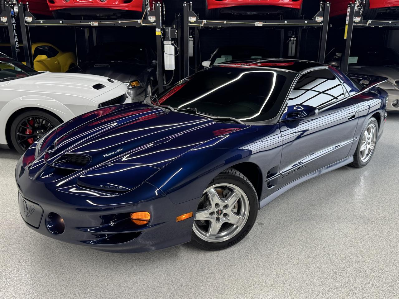 pontiac firebird 2001 2G2FV22G312137536 image pontiac firebird 2001 2G2FV22G312137536 image