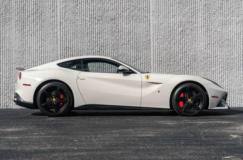 ferrari f12berlinetta 2015 ZFF74UFA8F0204601 image ferrari f12berlinetta 2015 ZFF74UFA8F0204601 image