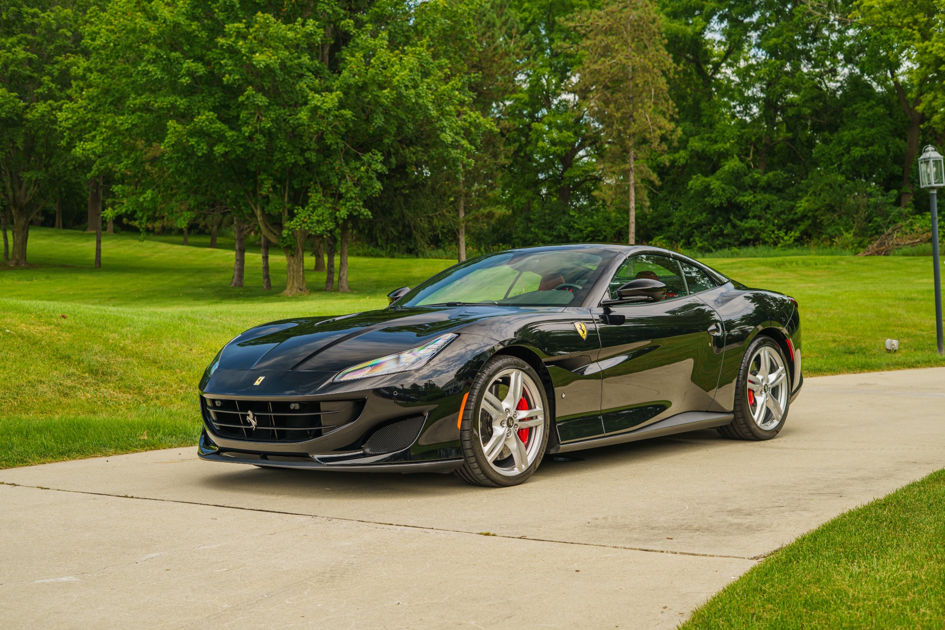ferrari portofino 2019 ZFF89FPA6K0241401 image ferrari portofino 2019 ZFF89FPA6K0241401 image