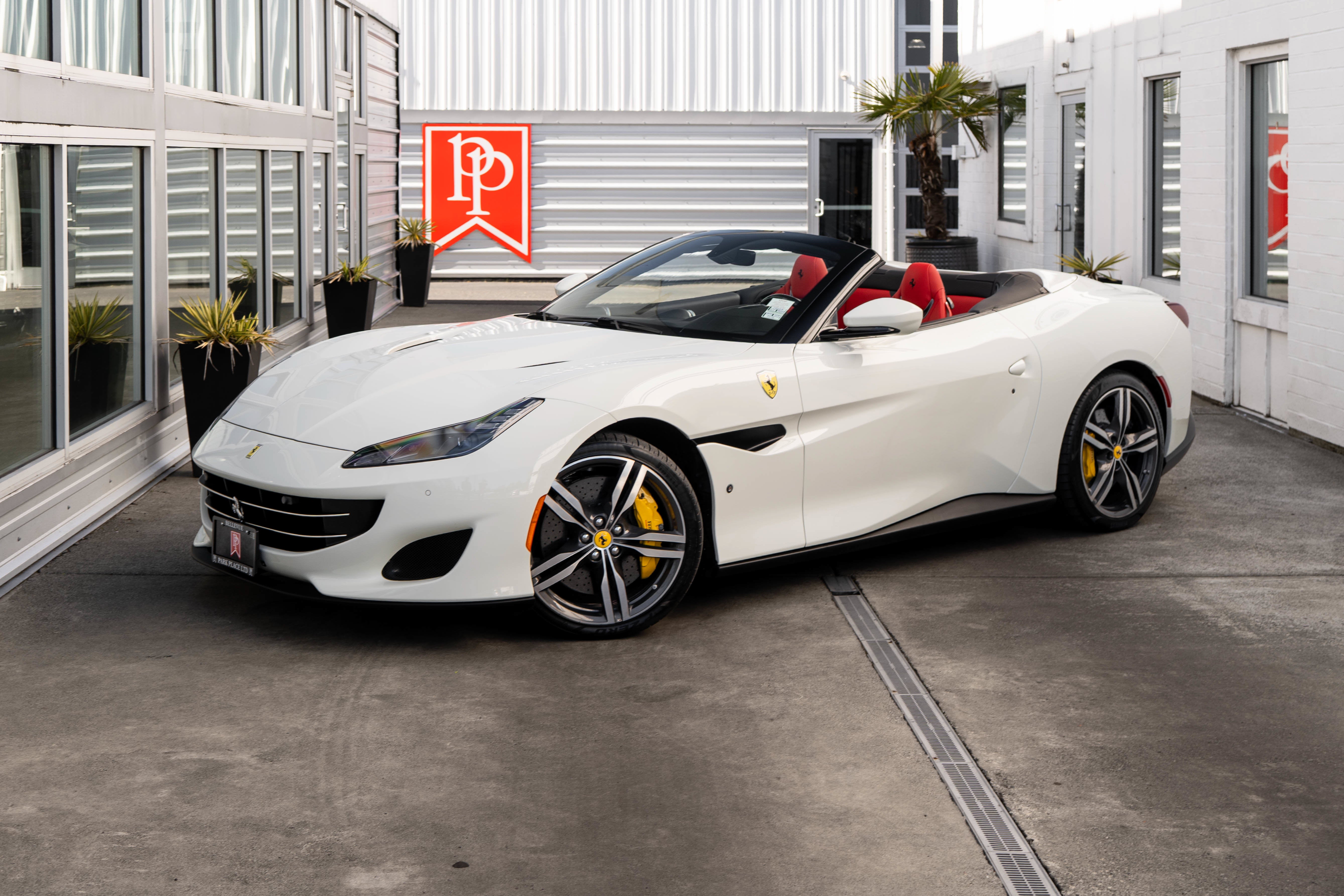 ferrari portofino 2019 ZFF89FPA1K0241175 image ferrari portofino 2019 ZFF89FPA1K0241175 image