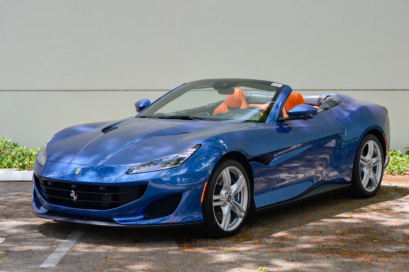 ferrari portofino 2021 ZFF89FPA9M0259331 image ferrari portofino 2021 ZFF89FPA9M0259331 image
