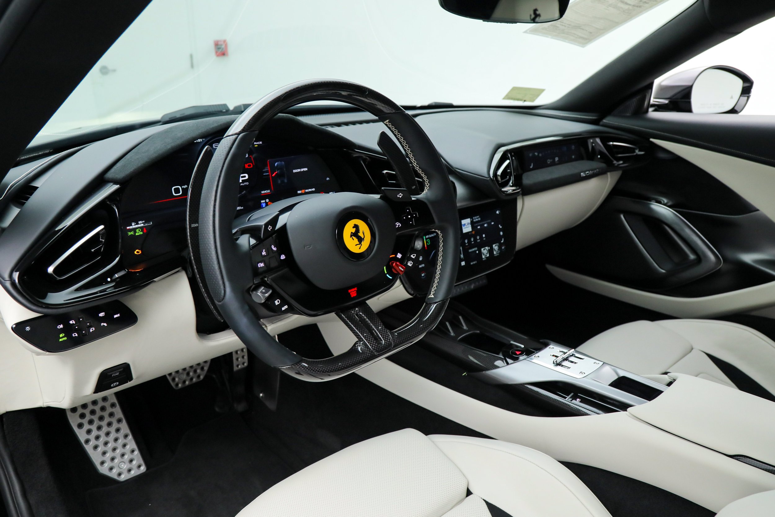 ferrari 12cilindri 2025 ZFF10XLA4S0322081 image ferrari 12cilindri 2025 ZFF10XLA4S0322081 image
