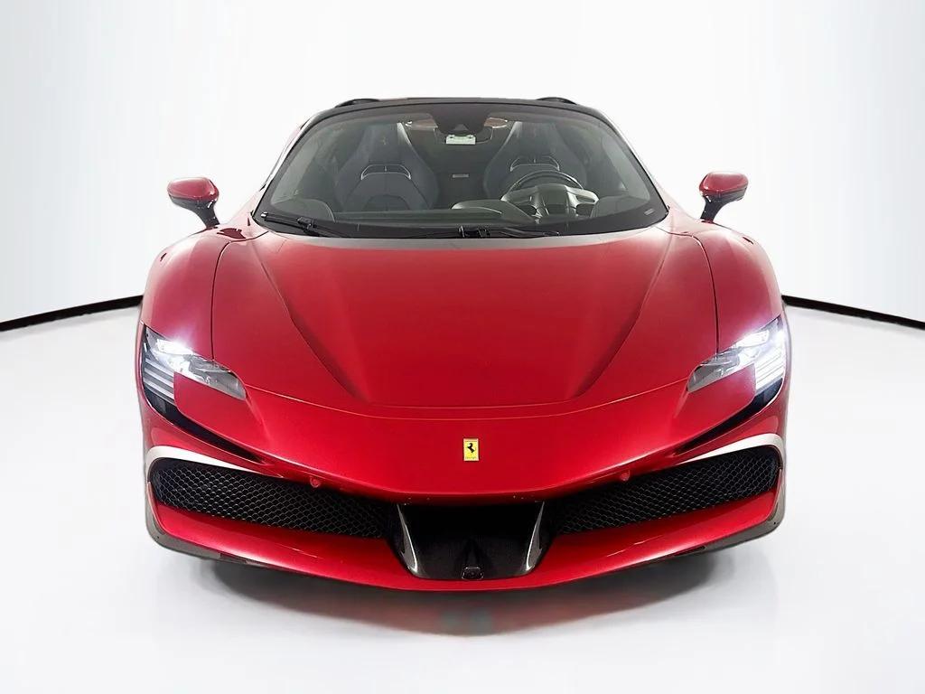 ferrari sf90 2025 ZFF96NMA5S0312549 image ferrari sf90 2025 ZFF96NMA5S0312549 image
