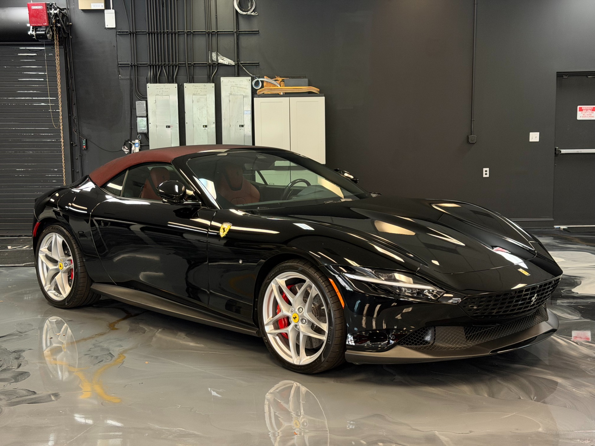 ferrari roma 2025 ZFF09RPA9S0317045 image ferrari roma 2025 ZFF09RPA9S0317045 image